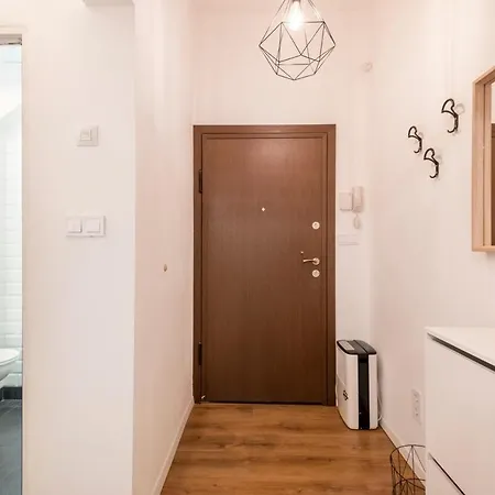 Centre 1 Bedroom Next To Vitosha Blvd. *