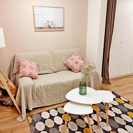 Centre 1 Bedroom Next To Vitosha Blvd. Apartament Sofia