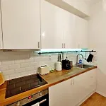 Apartment Centre 1 Bedroom Next To Vitosha Blvd. *