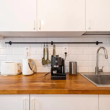 Centre 1 Bedroom Next To Vitosha Blvd.