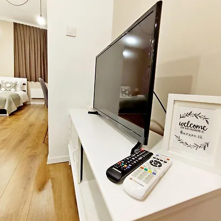 Centre 1 Bedroom Next To Vitosha Blvd. * Sofia