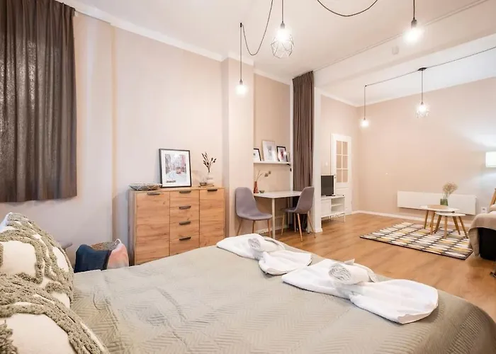 Centre 1 Bedroom Next To Vitosha Blvd. アパート *