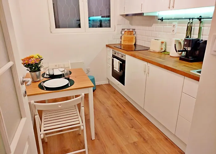 Centre 1 Bedroom Next To Vitosha Blvd. アパート *