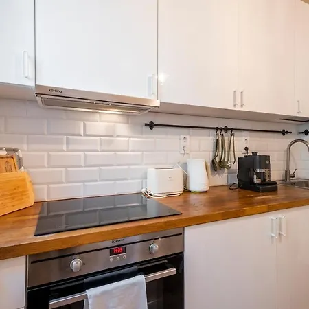 Centre 1 Bedroom Next To Vitosha Blvd. *